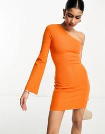 Pretty Lavish - Orange strikket oneshoulder minikjole på tilbud til 168 kr. hos Asos
