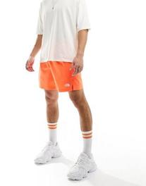 The North Face - 24/7 - Orange shorts med logo på tilbud til 359 kr. hos Asos
