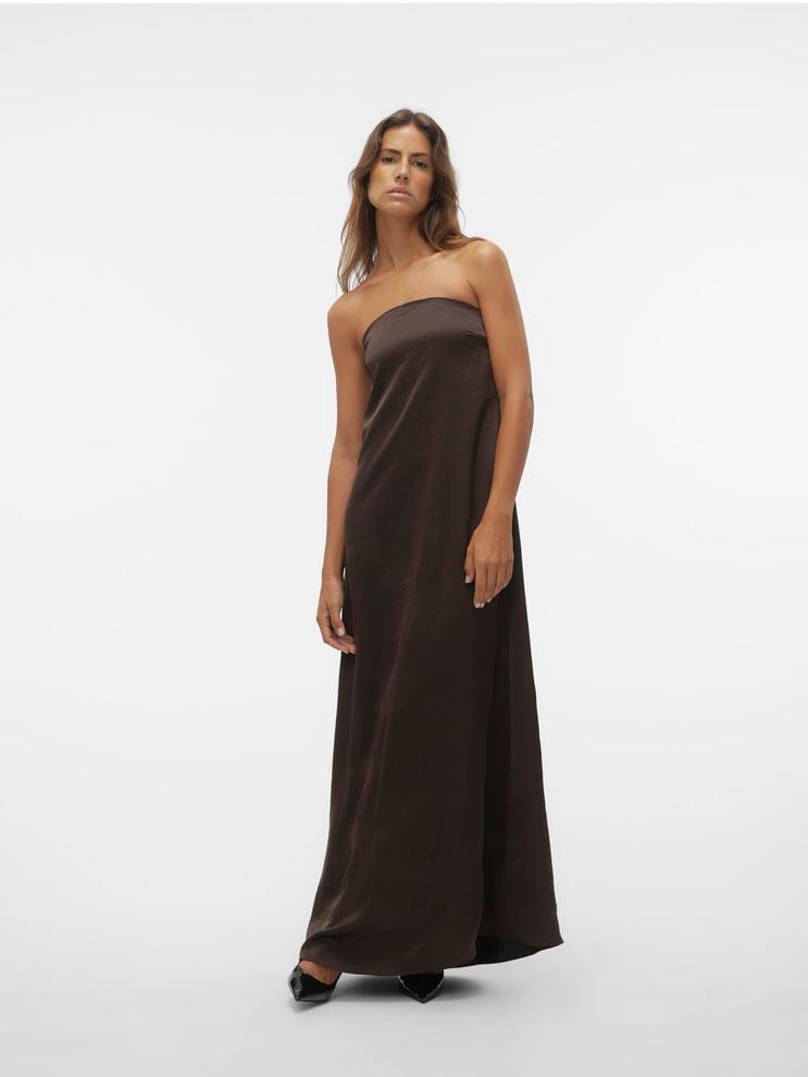 VMMATHILDE Lang kjole på tilbud til 249,98 kr. hos Vero Moda
