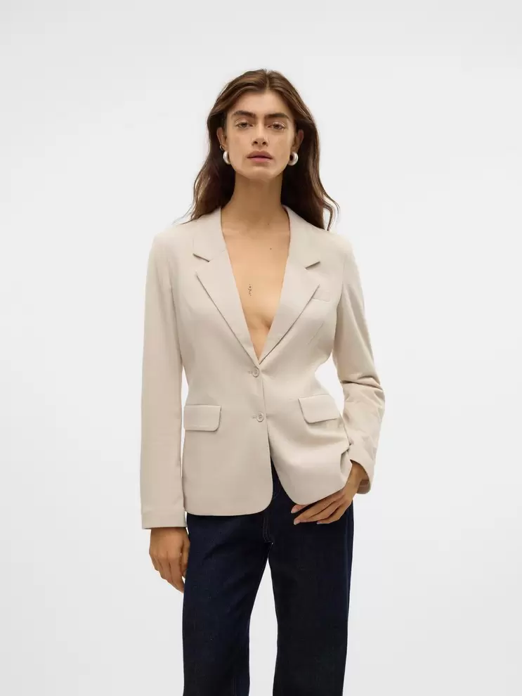 VMHARUKI Blazer på tilbud til 299,95 kr. hos Vero Moda