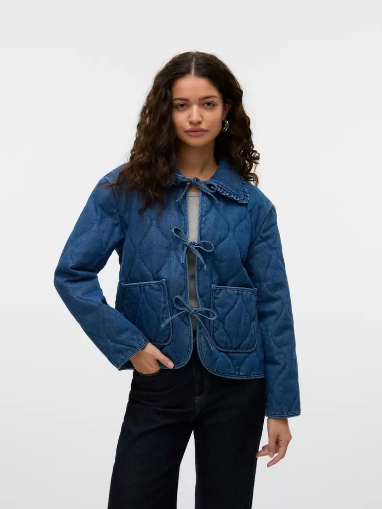 VMDARCY Denimjakke på tilbud til 449,95 kr. hos Vero Moda