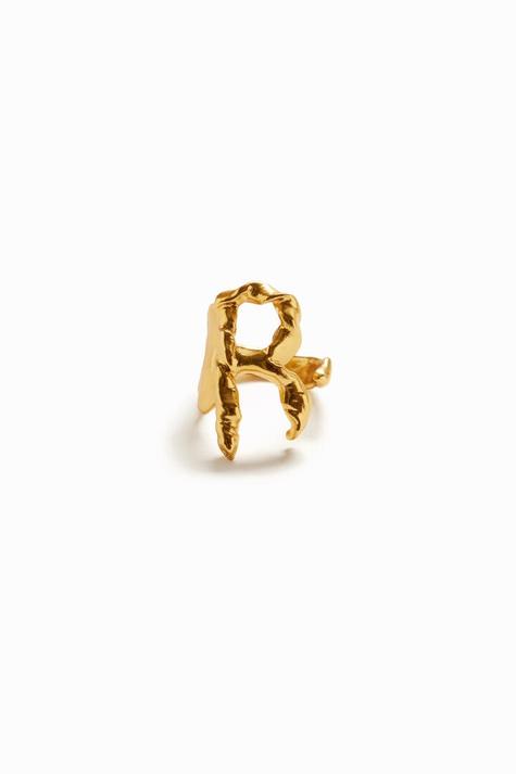 New collection Zalio gold plated letter R ring på tilbud til 1099 kr. hos Desigual