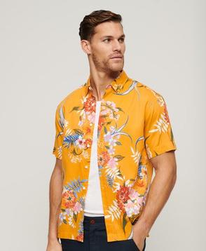 Hawaiiskjorte på tilbud til 599 kr. hos Superdry