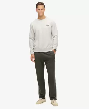 Essential joggers med logo og lige ben på tilbud til 599 kr. hos Superdry