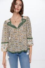Mixed contrast print blouse på tilbud til 26,99 kr. hos Springfield