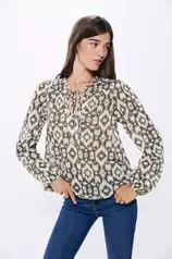 Ethnic print blouse på tilbud til 12,99 kr. hos Springfield