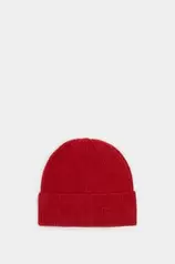 Ribbed knitted hat på tilbud til 14,99 kr. hos Springfield