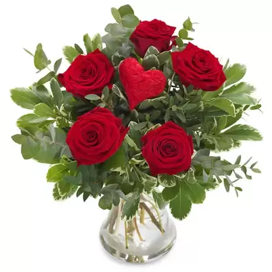 Smukke røde roser på tilbud til 399,95 kr. hos Euroflorist