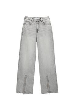 Baggy jeans med lynlåse på tilbud til 359 kr. hos Pull & Bear
