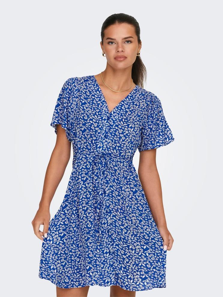 Mini kjole med v-hals på tilbud til 249,95 kr. hos Only