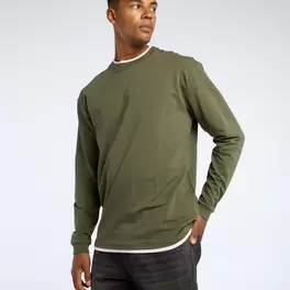 Long-sleeved shirt with round neck på tilbud til 69 kr. hos New Yorker