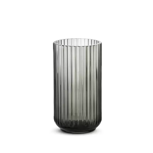 Lyngby vase røgfarvet 20 cm på tilbud til 119,95 kr. hos Kop & Kande