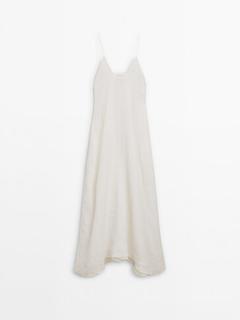 Long strappy dress with neckline detail - Limited Edition på tilbud til 1799 kr. hos Massimo Dutti