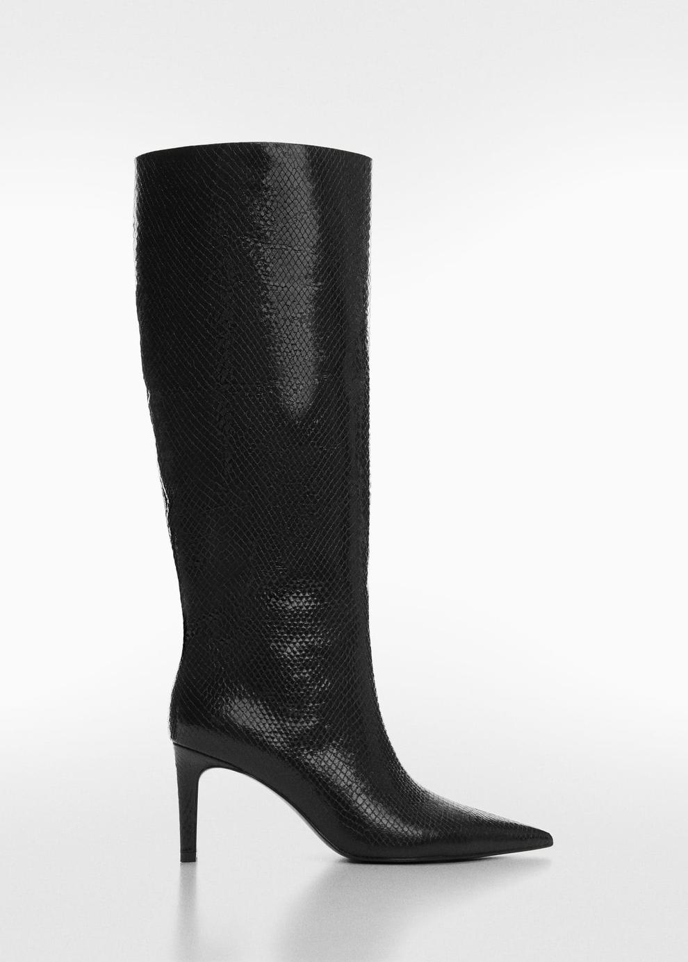 Heeled boots with animal print effect på tilbud til 399 kr. hos Mango