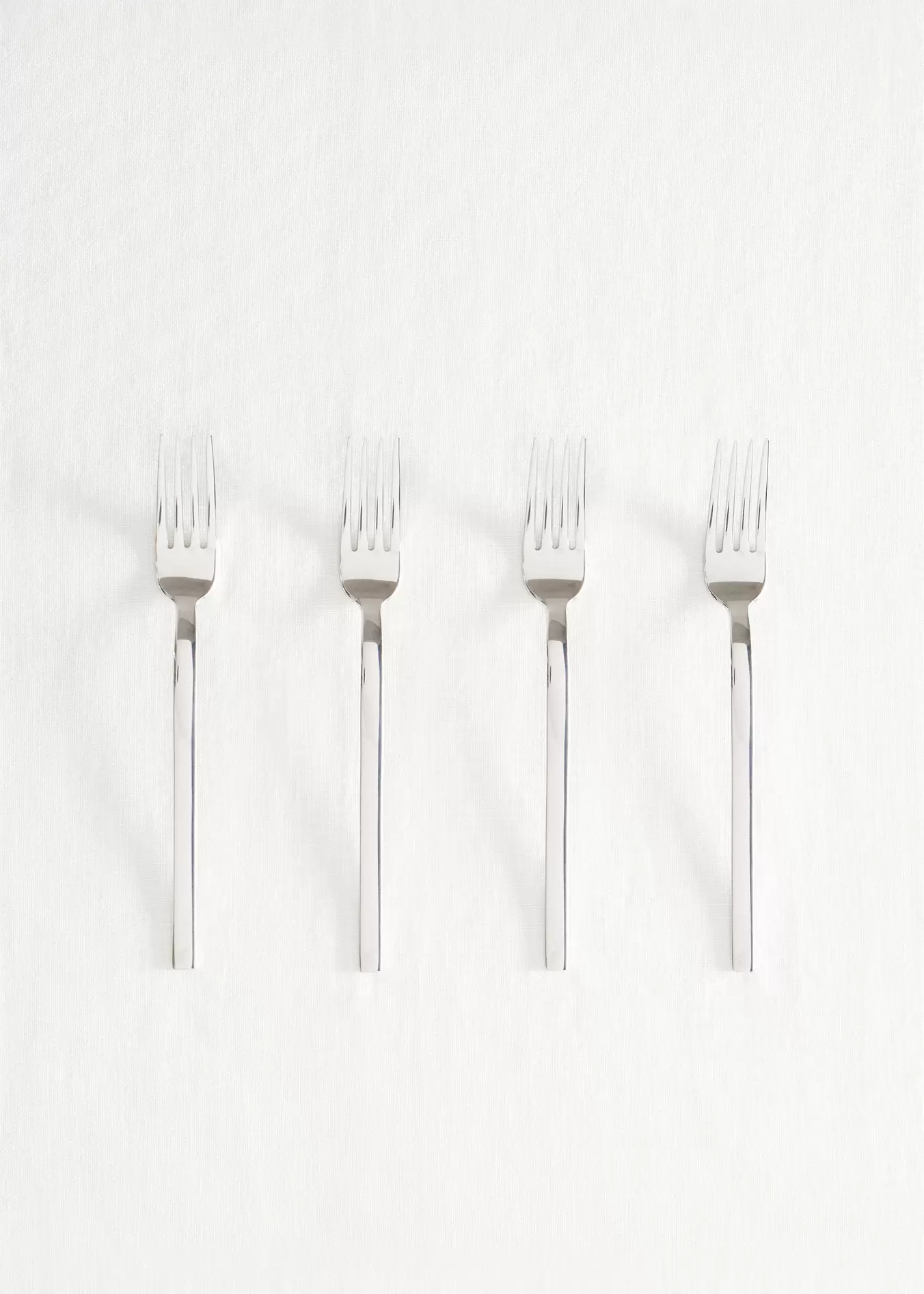 Pack of 4 100% steel dessert forks på tilbud til 159 kr. hos Mango