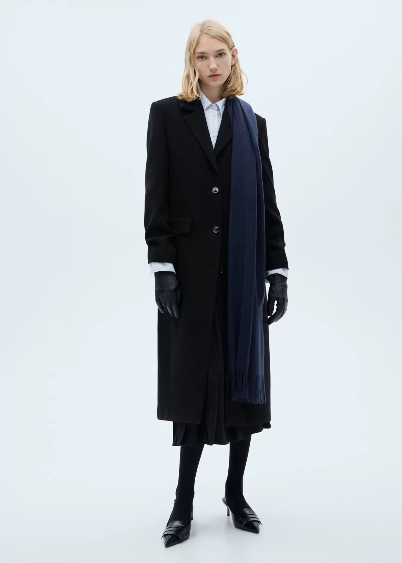 Long structured wool coat på tilbud til 799 kr. hos Mango